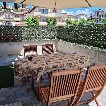 Kd Apartment, Accogliente, Moderno E Spazioso. Кастель-ди-Сангро Экстерьер фото